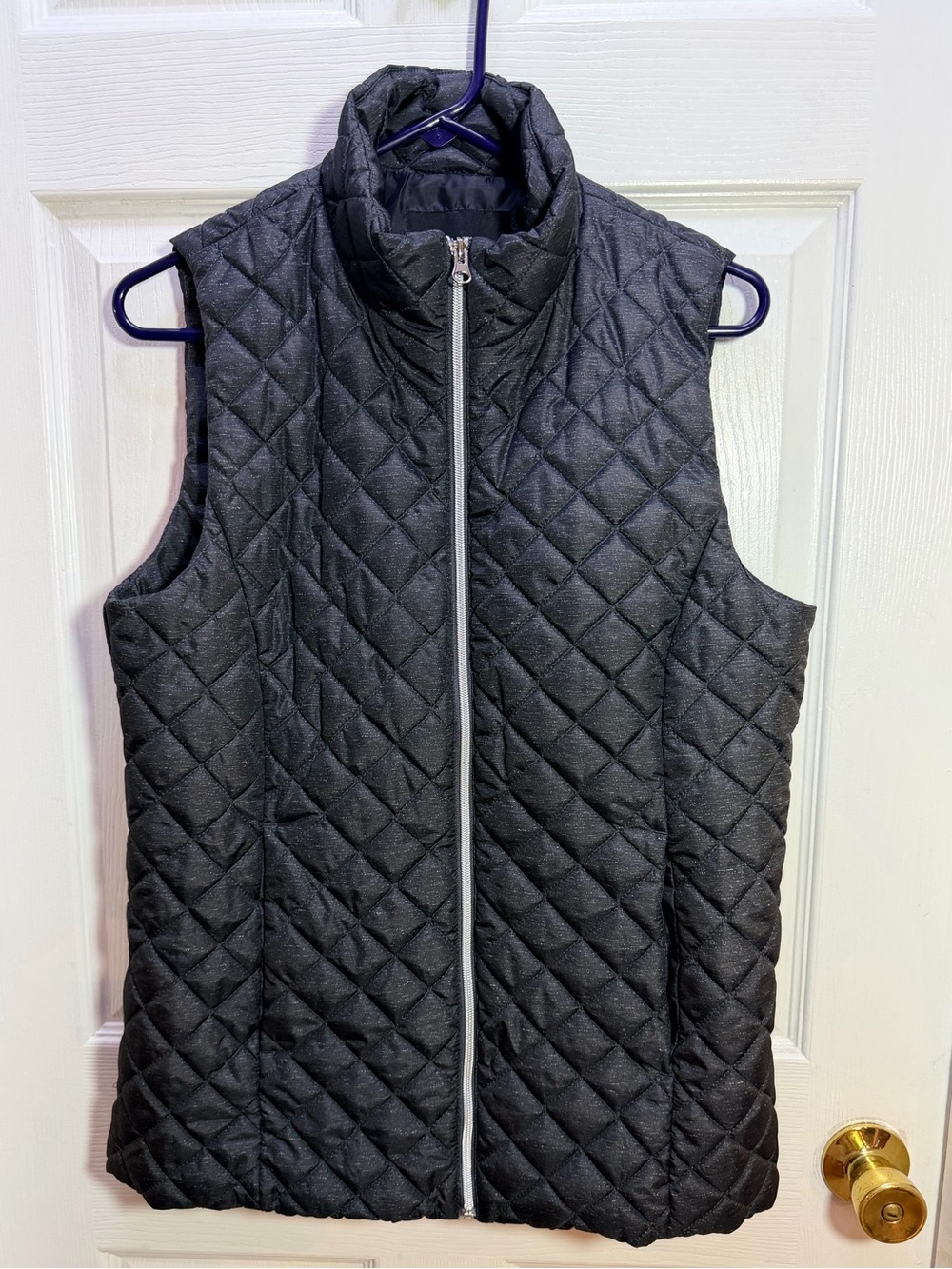 Banana Republic Quilted Sleeveless Vest - Black